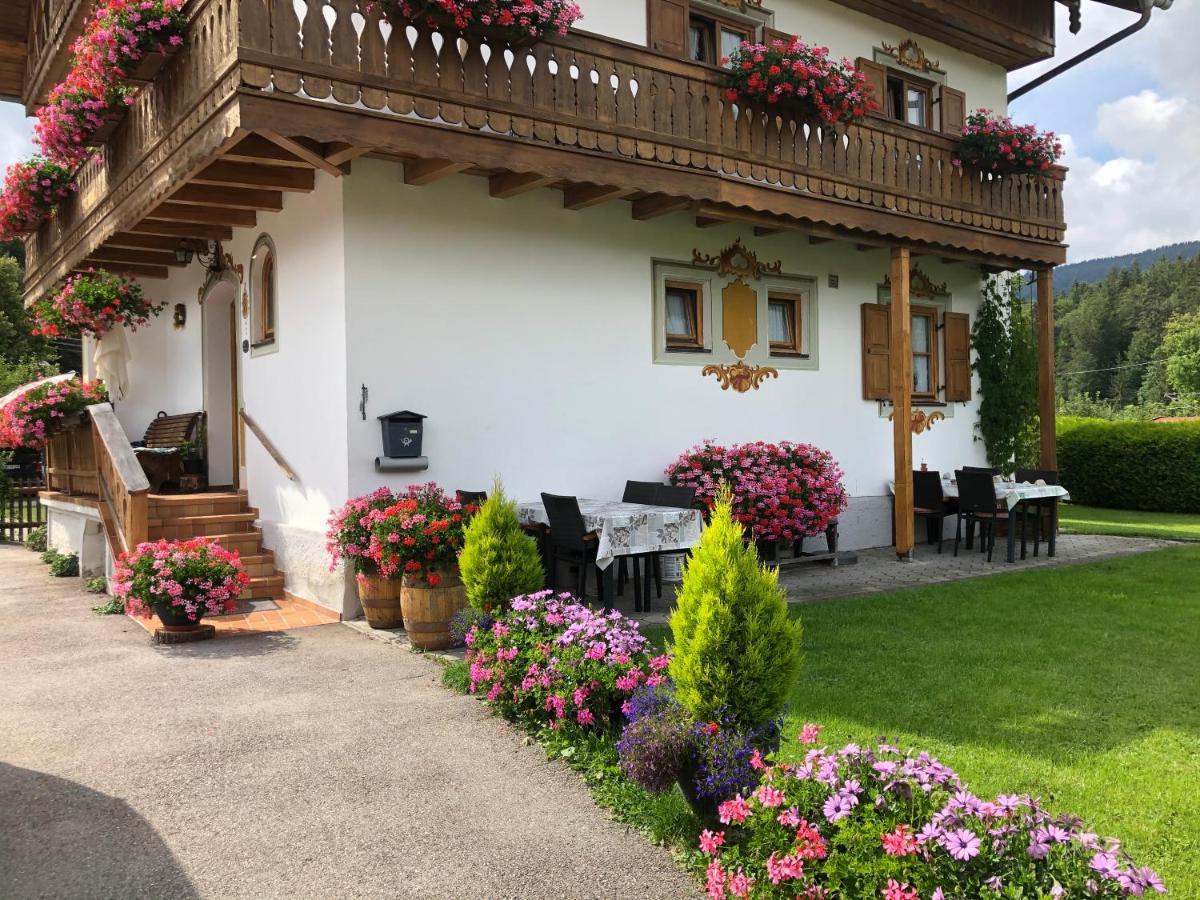 Gaestehaus Alfred Klais Krün Exterior foto